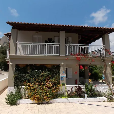 Villa Miranda Keri Exterior photo